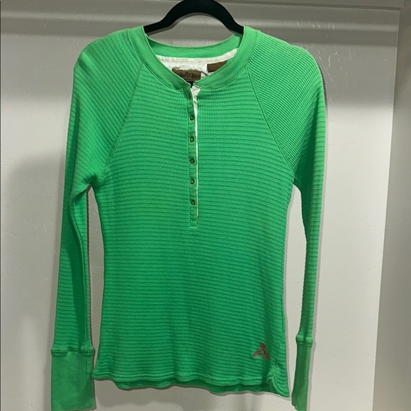 Green Button Down Long Sleeve Ribbed Top - Picture 1 of 6